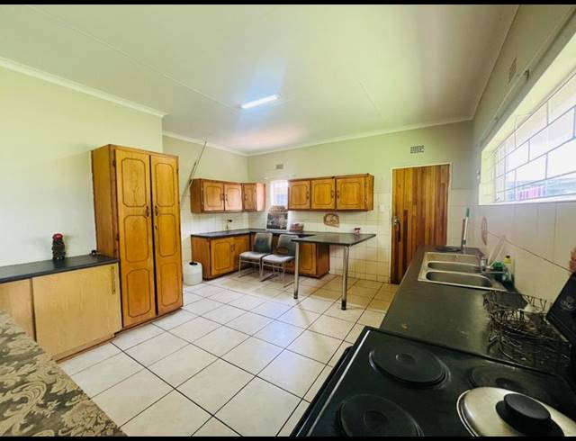 FARM FOR SALE IN HOUTKOP